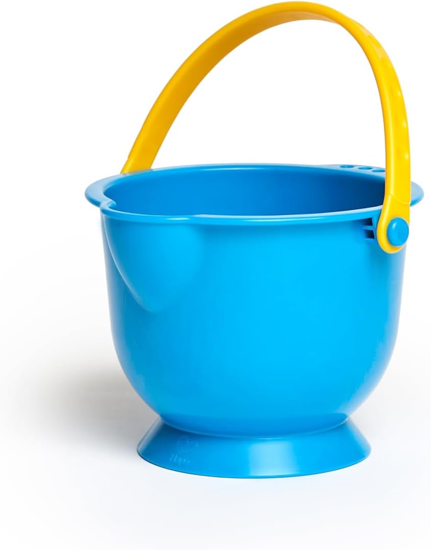 Hape Sandspielzeug 7-teiliges Strandset Kinder Eimer Schaufel Foermchen