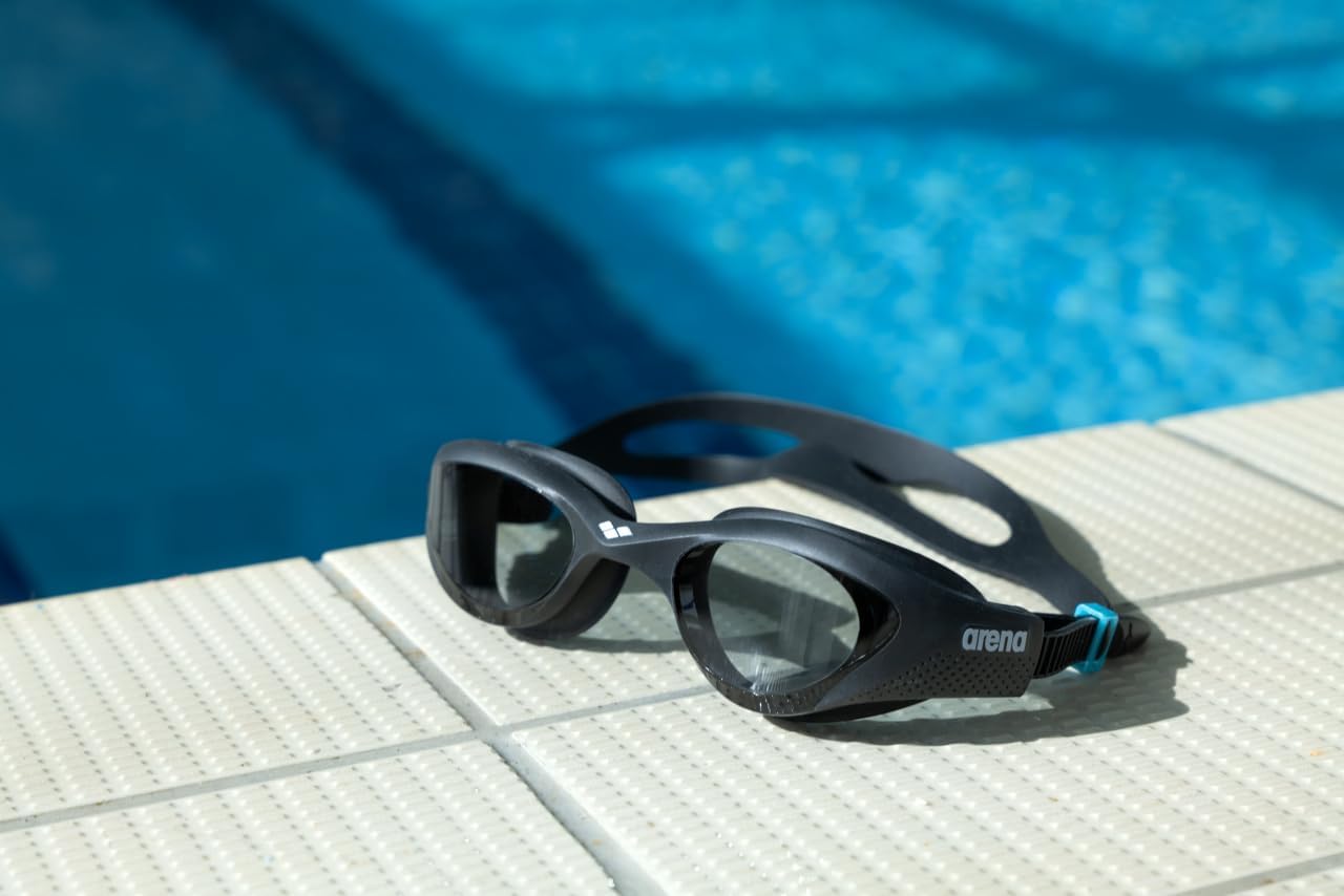 arena The One Schwimmbrille Unisex Antibeschlag UV-Schutz breite Glaeser