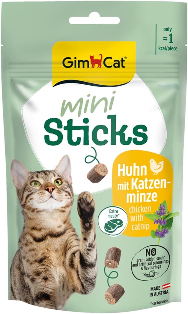GimCat Mini Sticks Huhn mit Katzenminze Katzensnack