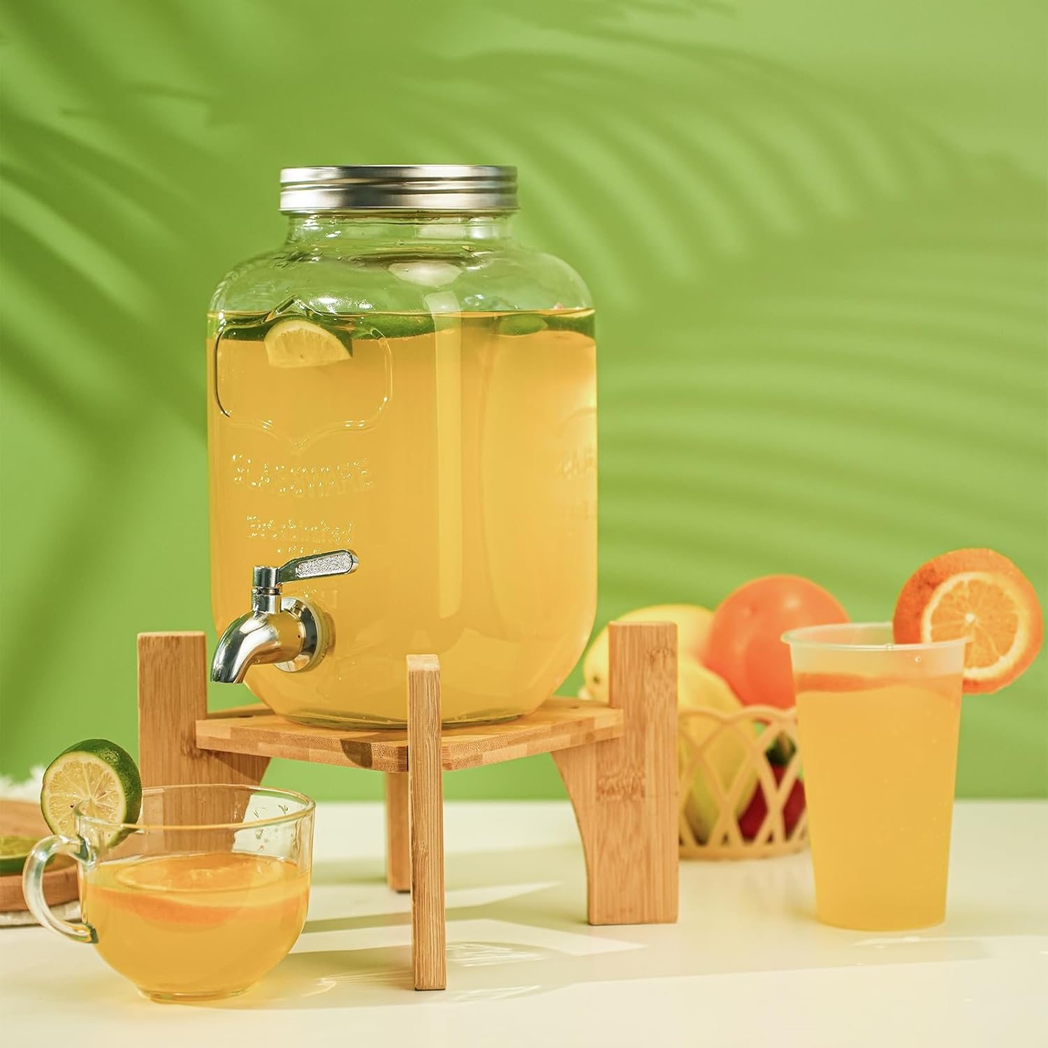 Getraenkespender mit Staender, Getraenkespender aus Glas mit Zapfhahn aus massiv