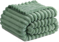 RUIKASI Kuscheldecke Flauschig Fleecedecke 150×200 cm Grau 150cm-270cm