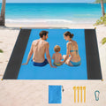 Stranddecke sandfrei 210×200 cm wasserdicht mit 4 Erdheringen hellblau