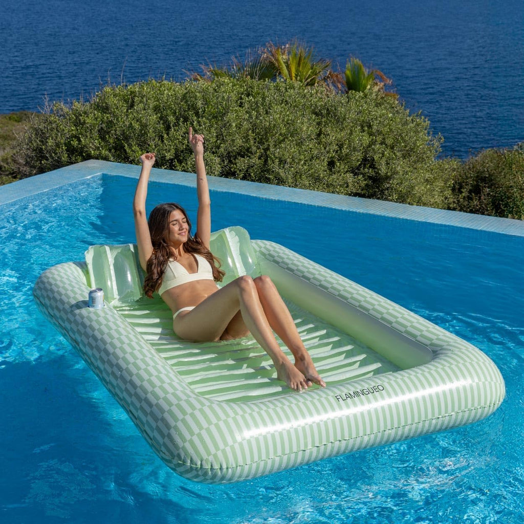 Flamingueo Luftmatratze 205x140x38 cm Schwimmmatratze Wasserhaengematte