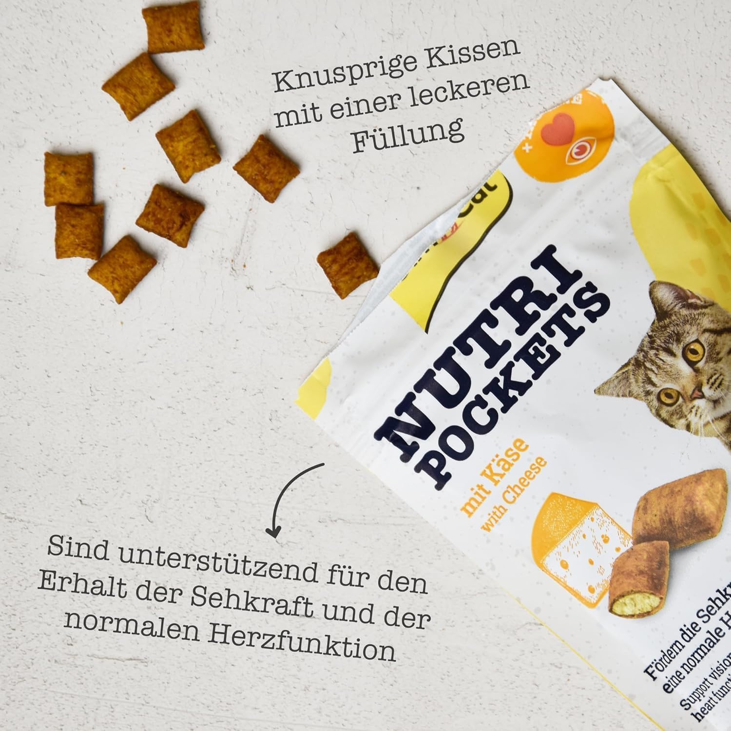GimCat Nutri Pockets Kaese Katzensnack 60 g knusprig mit Fuellung