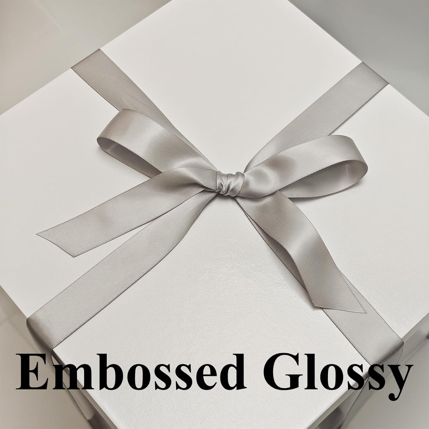 Tekhoho Geschenkbox Weiss 22x22x20,5 cm mit kariertem Innenfutter