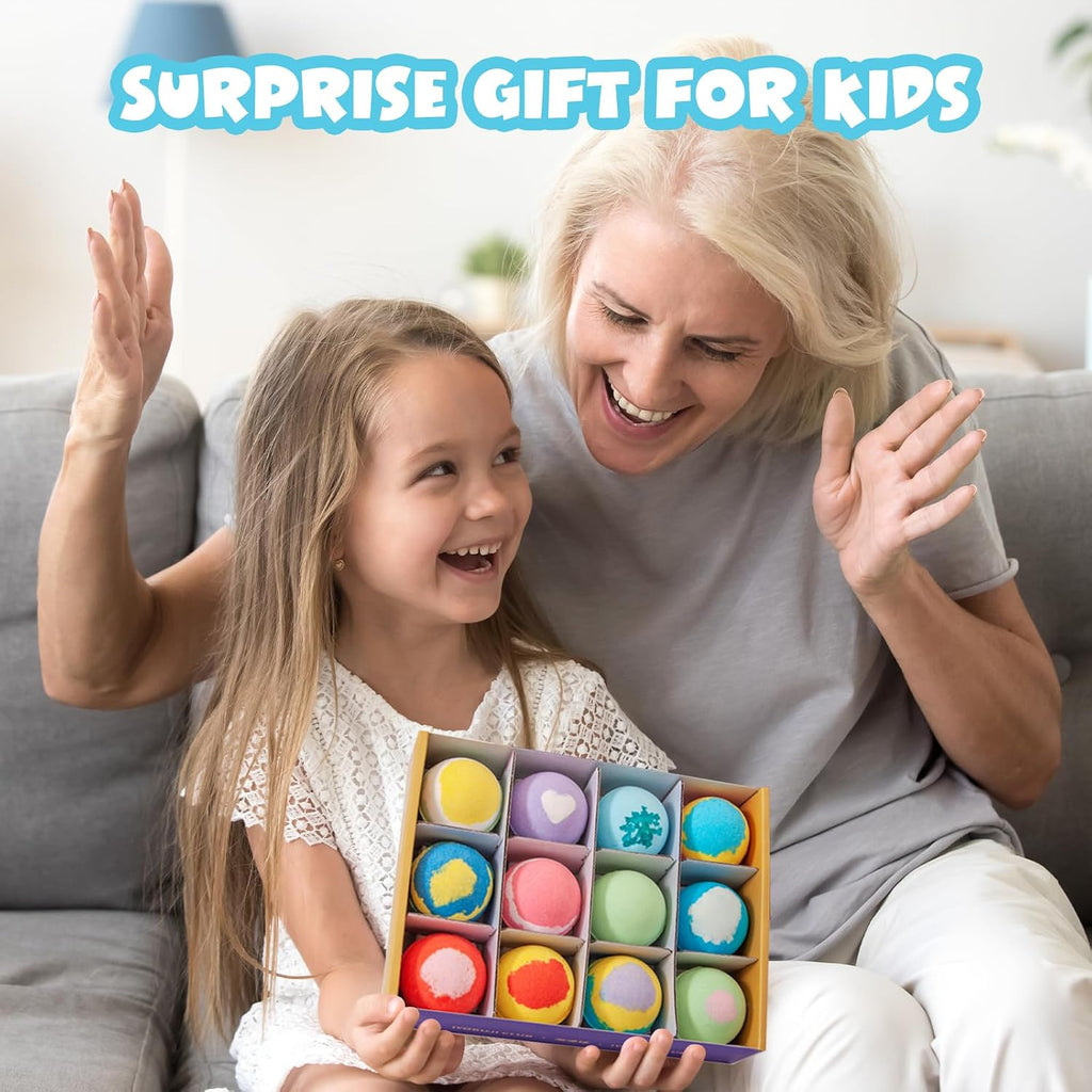 Badebomben Kinder 12er Set mit Ueberraschungsspielzeug Bio Badekugeln