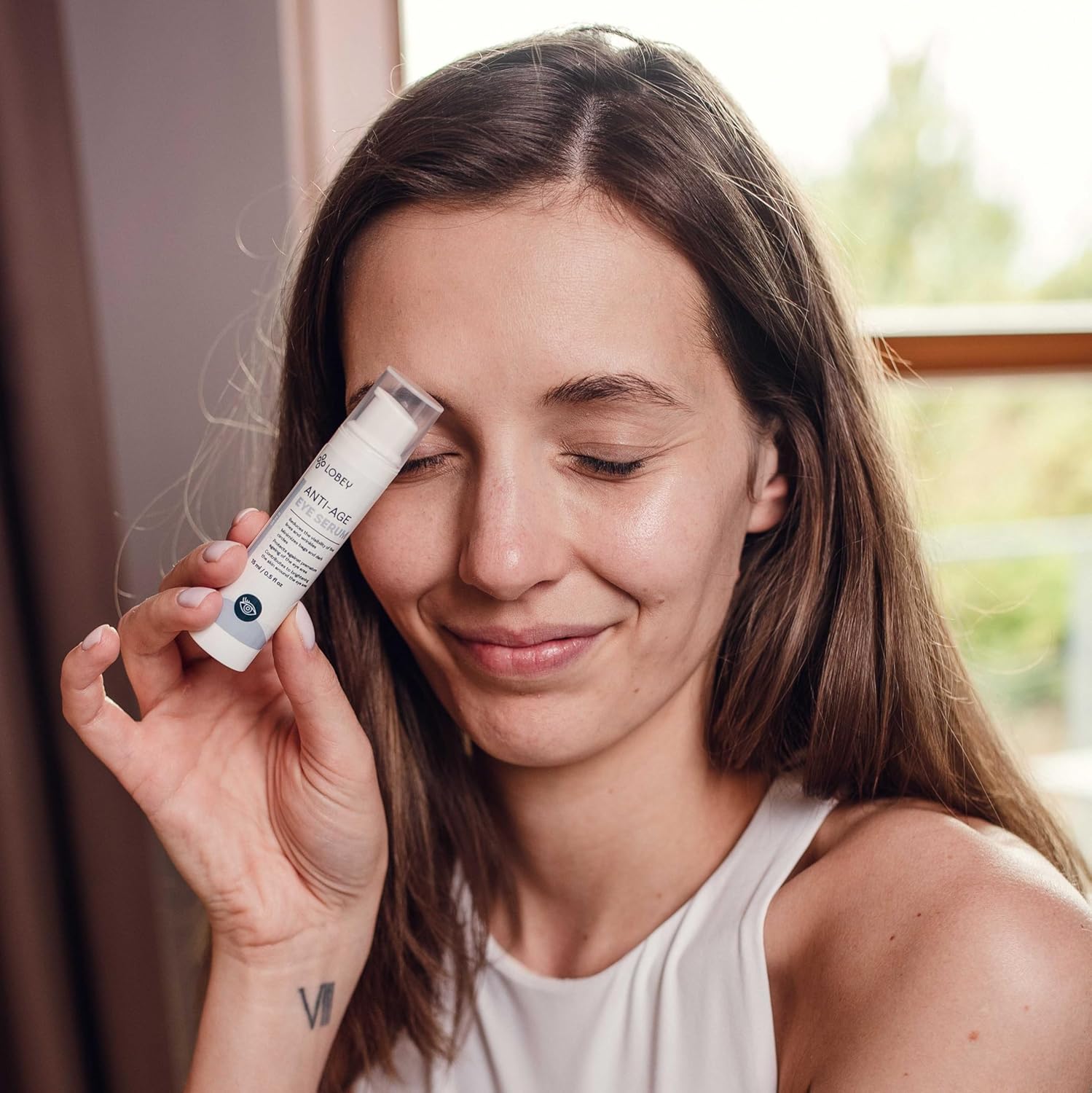 LOBEY Hyaluron Augencreme Anti-Falten gegen Augenringe Pflege