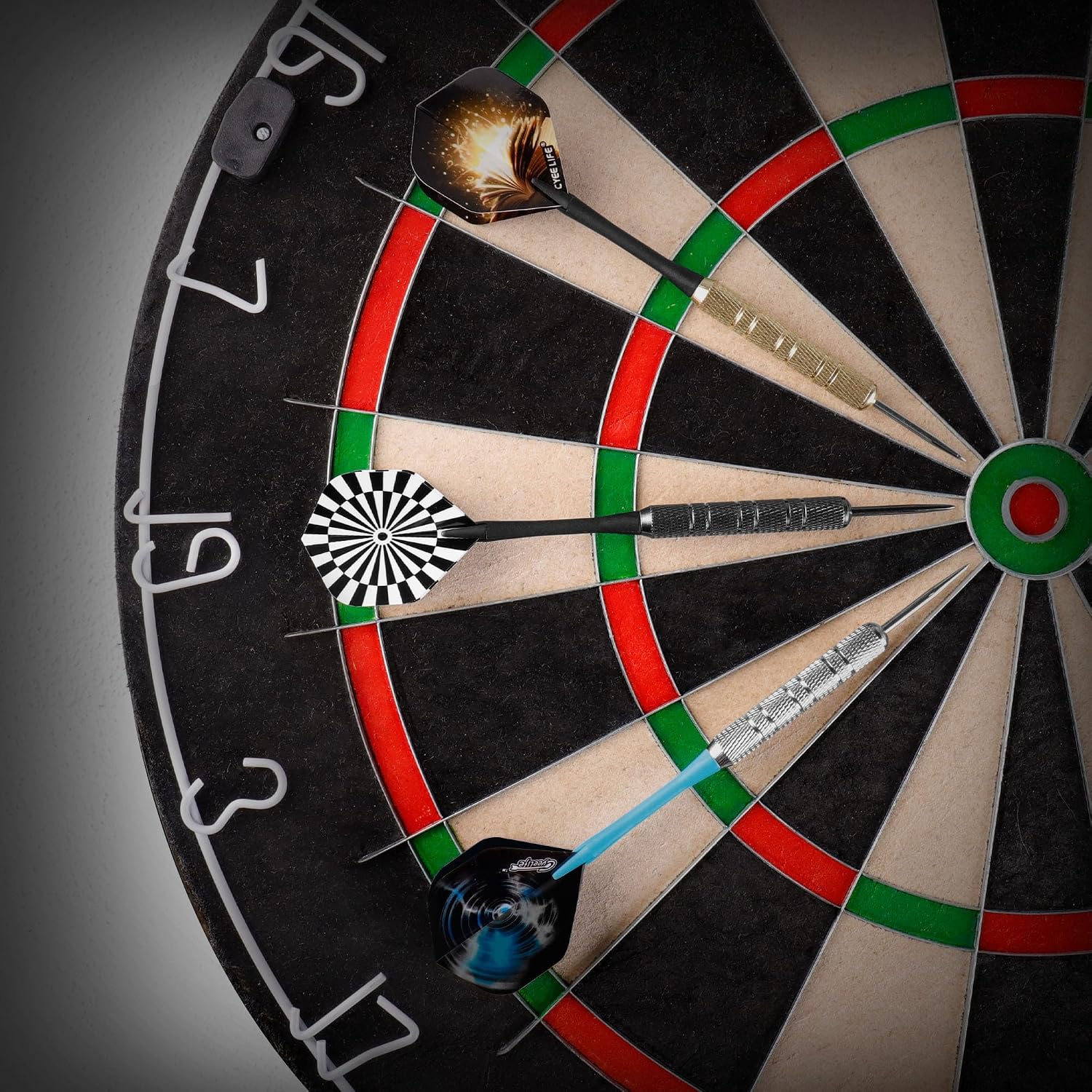 Cyeelife Steeldarts Set 18 g Metallspitze Profi Dartpfeile Anfaenger