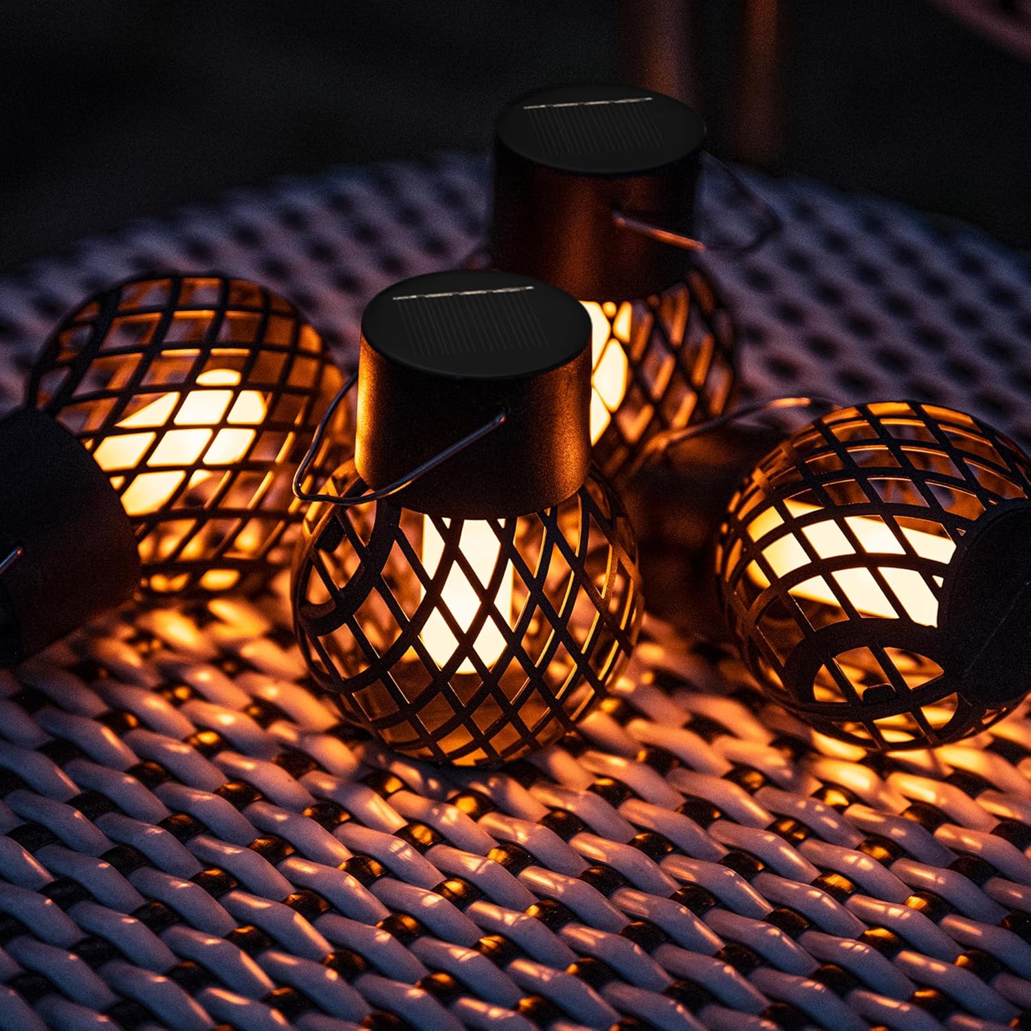 GIGALUMI Solar Haengeleuchte flackernde Flamme 8er Set wasserdicht fuer Aussen