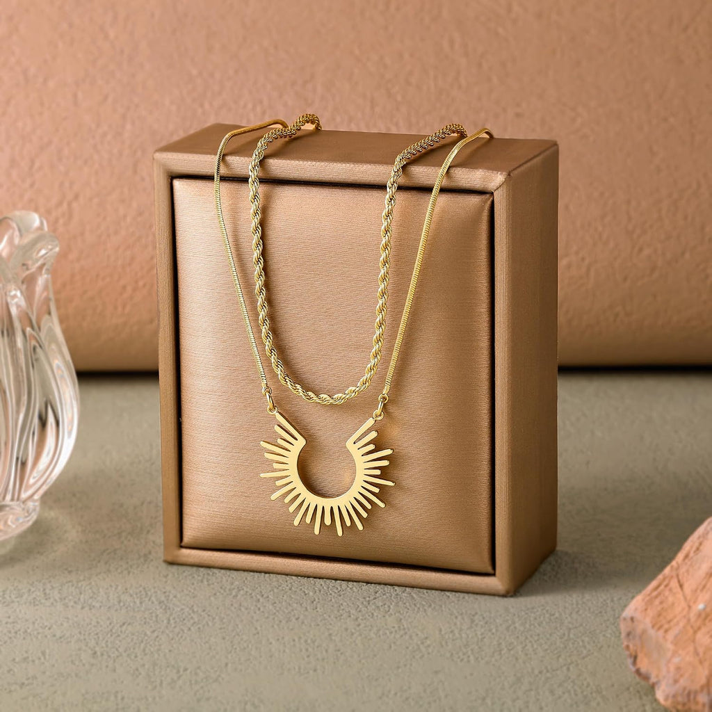 Tewiky Sonnenanhaenger Halskette Damen 14K Gold vergoldet Silber Layering