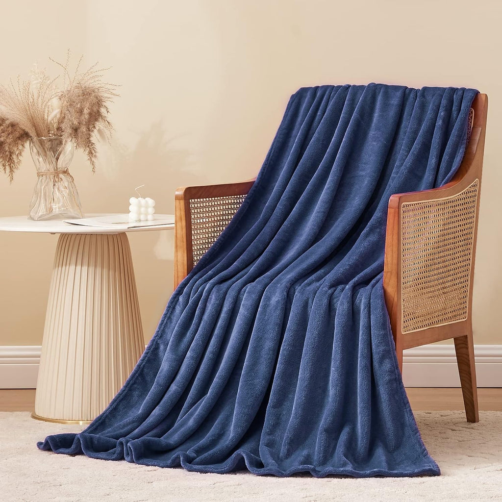 Aisbo Kuscheldecke 150×200 cm Flauschig Fleecedecke Grau 150cm-270cm
