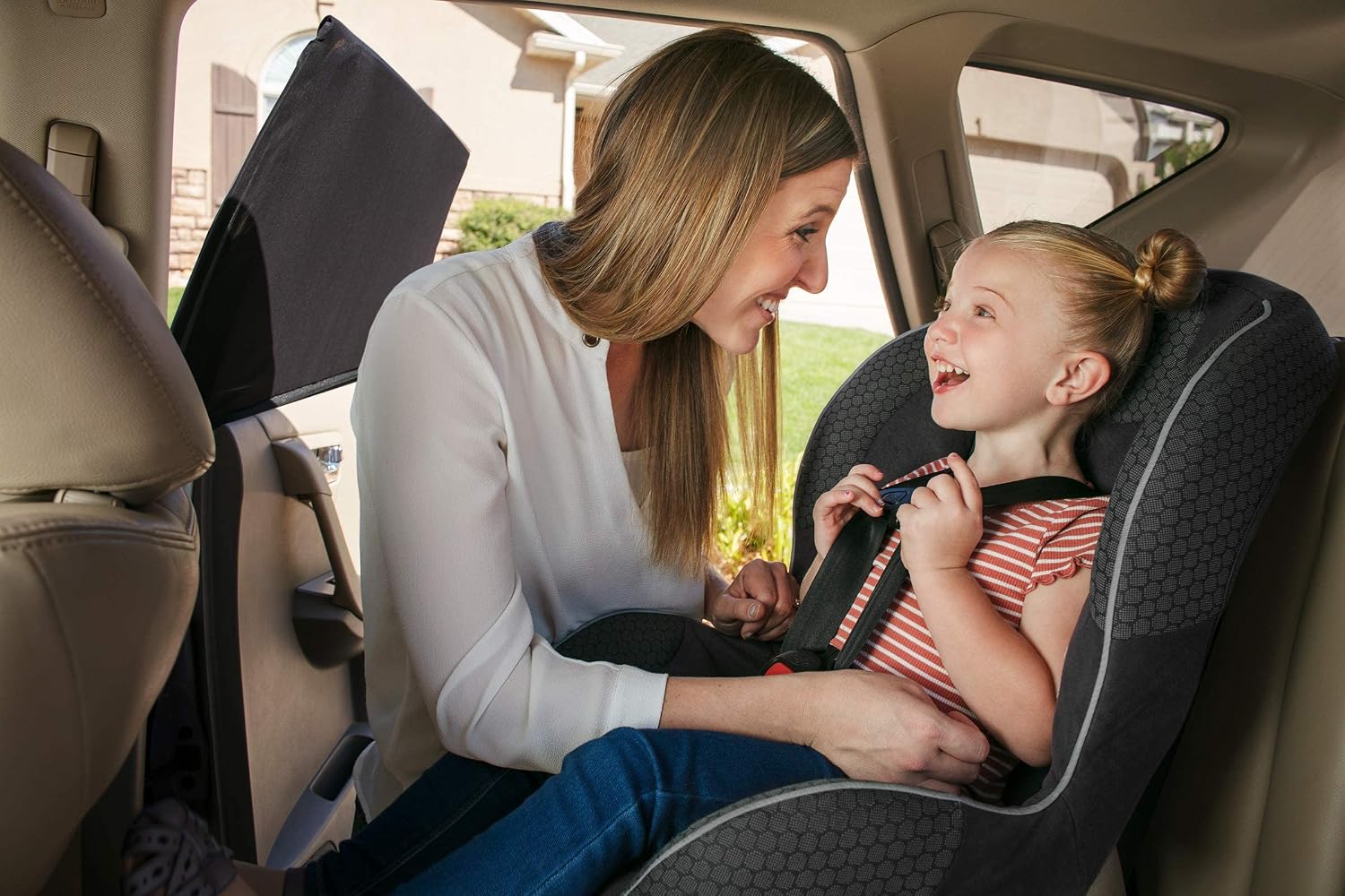 Auto-Sonnenschutz dehnbar atmungsaktiv, 2er Set fuer Kinder, universell passend