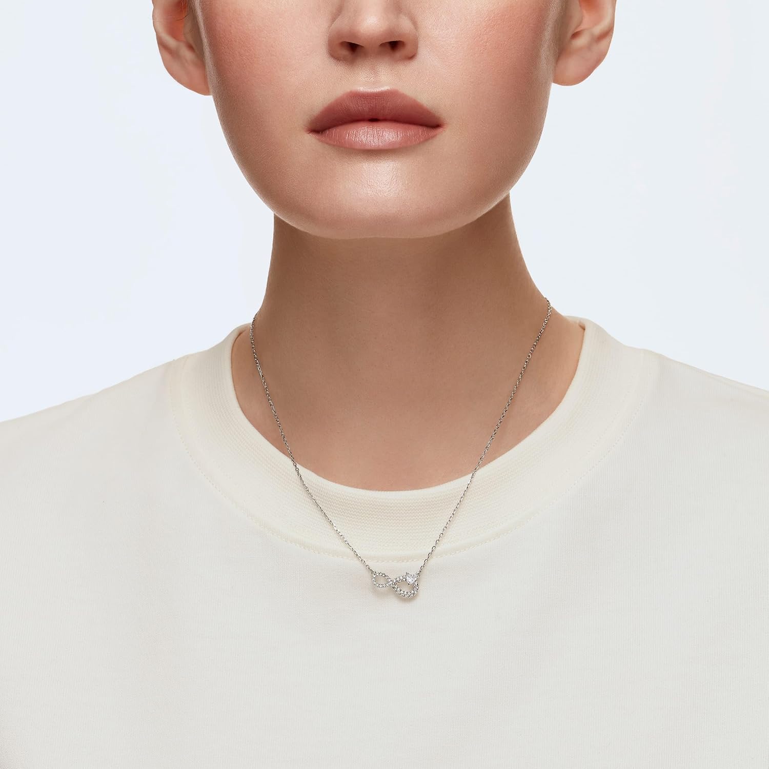 Swarovski Hyperbola Halskette Damen Schmuck Kristall Anhaenger Silber