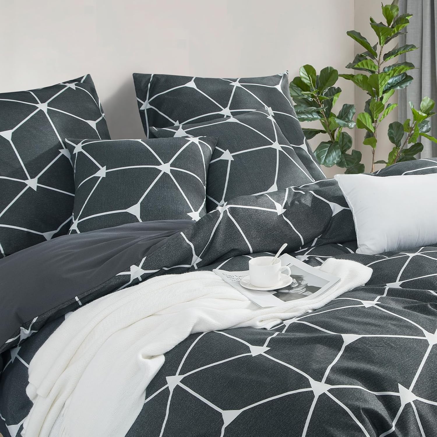RUIKASI Bettwaesche 135x200 Anthrazit Mikrofaser 4-teilig Geometrie Muster