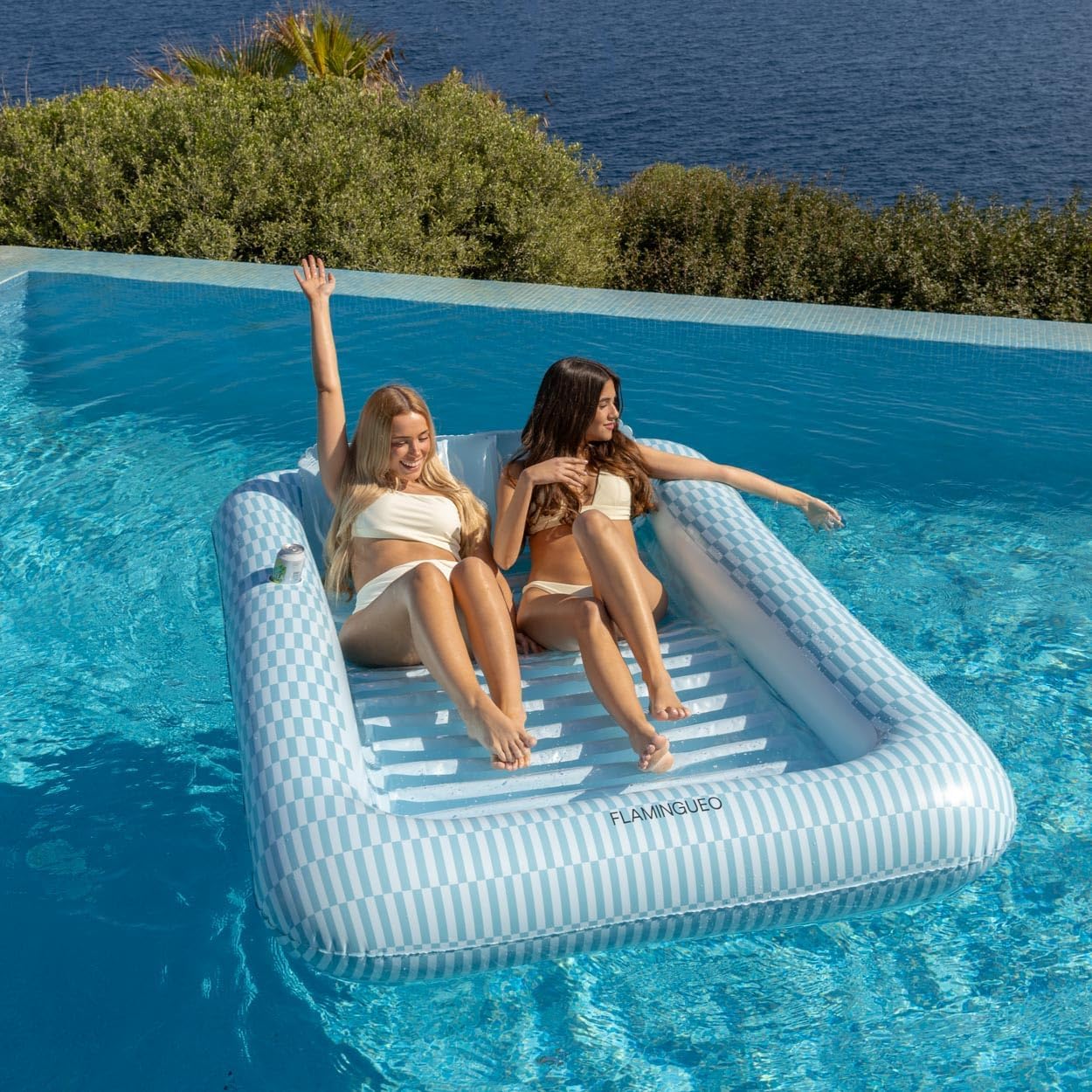 Flamingueo Luftmatratze 205x140x38 cm Schwimmmatratze Wasserhaengematte