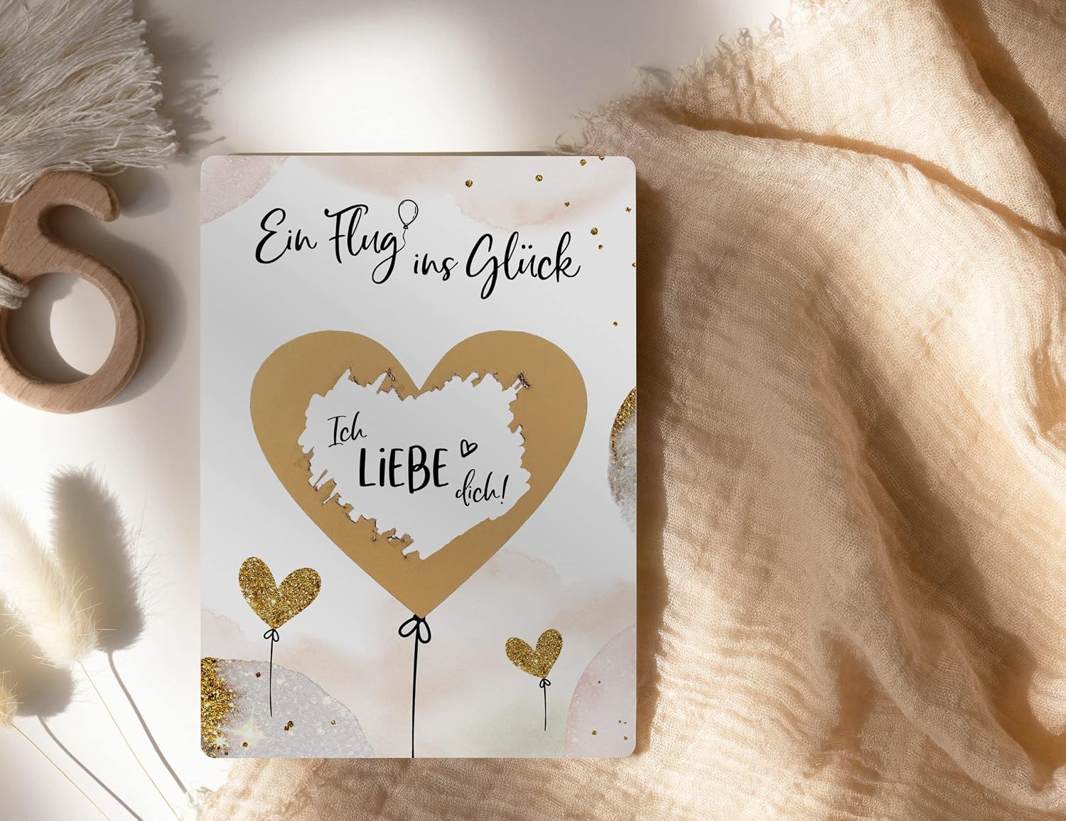 Joli Coon Valentinstag Karte fuer Ihn mit Kuvert Gutschein-Design