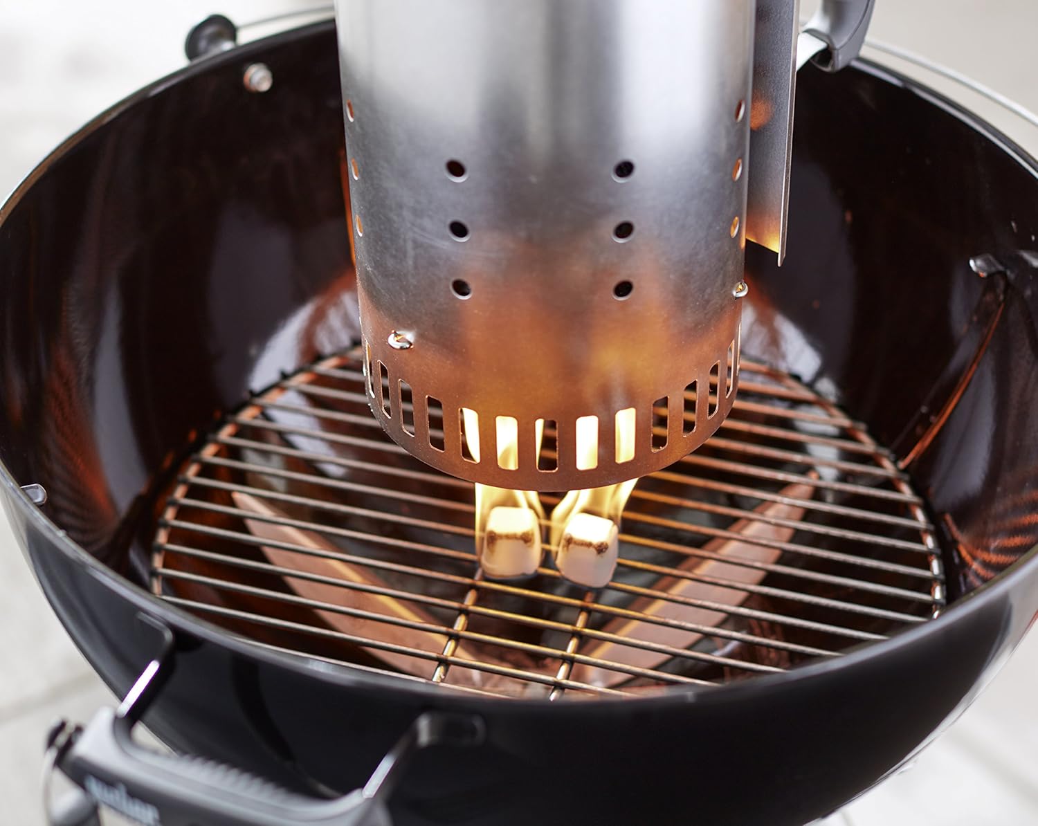Weber Rapidfire Anzuendkamin gross 32 cm Hoehe fuer Holzkohlegrills Ø ab 47 cm