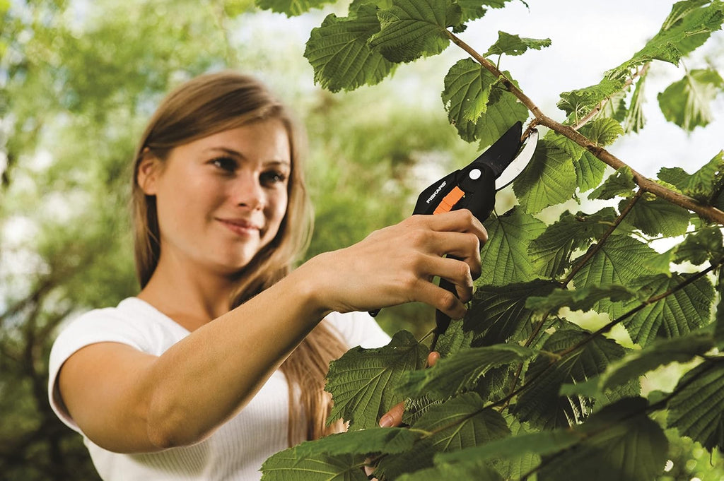 Fiskars Bypass-Gartenschere P26 20 cm Antihaft Stahlklingen Schwarz/Orange