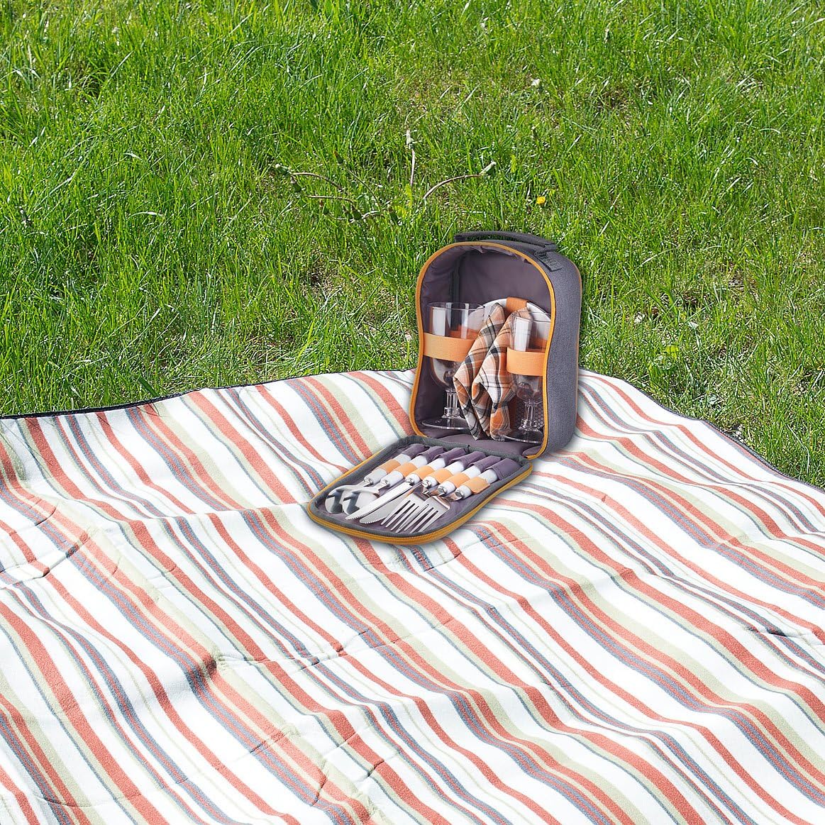 PEARL Picknick-Set fuer 2 Personen mit Tellern Besteck Glaeser Servietten