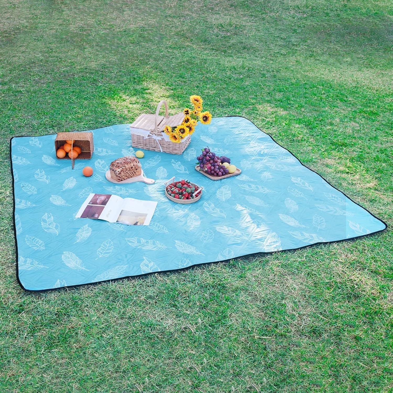 DEWUR Picknickdecke 200cm wasserdicht sandfrei XXL Campingdecke Gruen